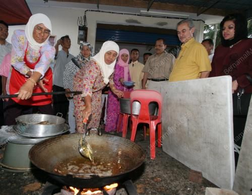ABDULLAH AHMAD BADAWI