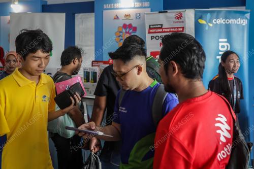 PERLIS CONNECT