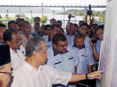 TAN SRI MUHYIDDIN YASSIN