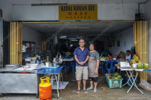 KUIH PAU TIGA GENERASI