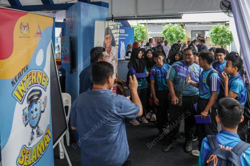 PERLIS CONNECT