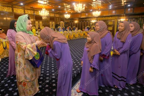 PR13_19062017_IFTAR_ISTANA