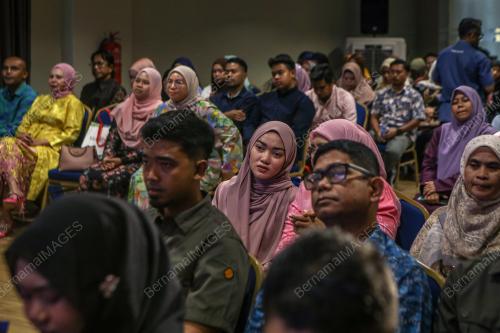 LIBAT URUS TOURISM MALAYSIA