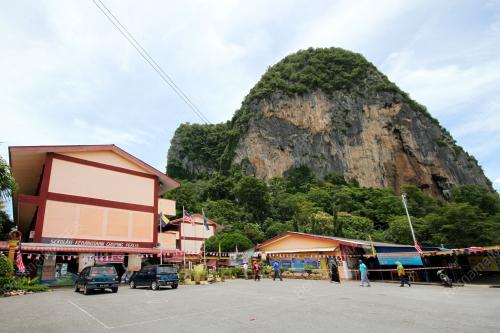 PR13_30082013_BATU