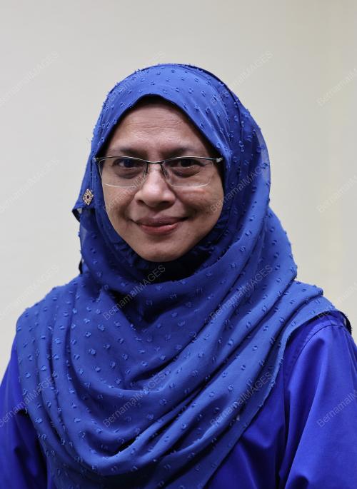 ASMAIZA AHMAD