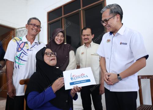 FAHMI FADZIL