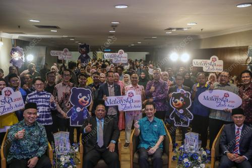 LIBAT URUS TOURISM MALAYSIA