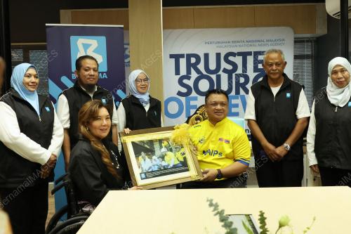 TUANKU SYED FAIZUDDIN PUTRA JAMALULLAIL