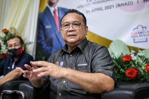 DATUK SERI ALEXANDER NANTA LINGGI
