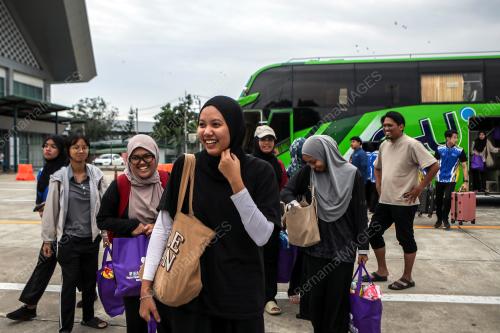 PELAJAR MALAYSIA TERKANDAS BANJIR DI THAILAND