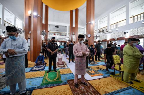 TUANKU SYED SIRAJUDDIN PUTRA JAMALULLAIL