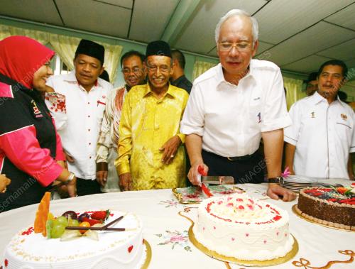 DATUK SERI MOHD NAJIB TUN RAZAK