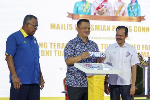 TUANKU FAIZUDDIN PUTRA JAMALULLAIL