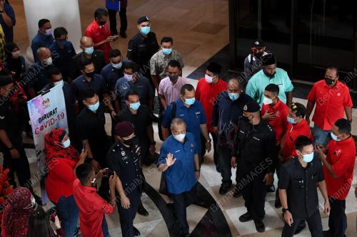 TAN SRI MUHYIDDIN YASSIN