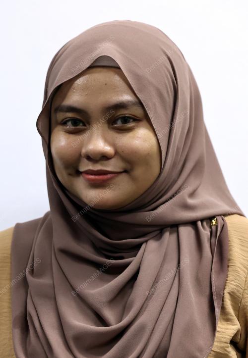 FATHIN AMELINA FAZLIE