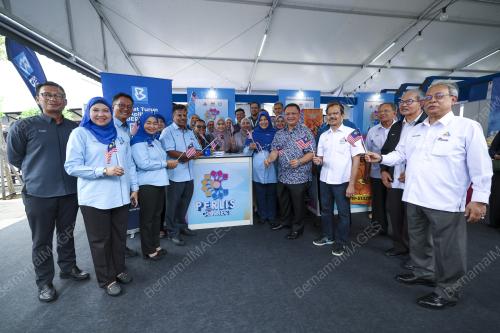 TUANKU FAIZUDDIN PUTRA JAMALULLAIL
