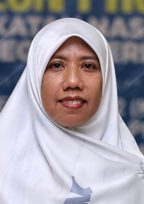 WAN BADARIAH WAN SAAD