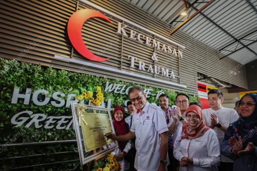 DATUK SERI DR DZULKEFLY AHMAD