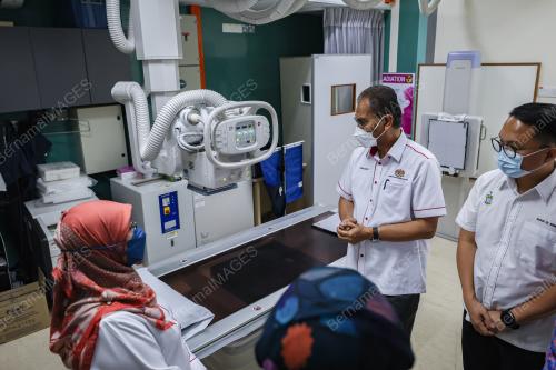 DATUK SERI DR DZULKEFLY AHMAD