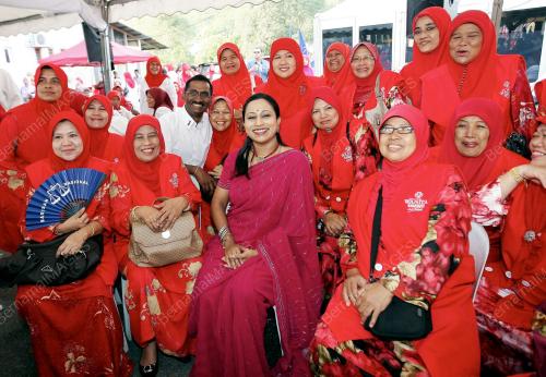 PENAMAAN CALON
