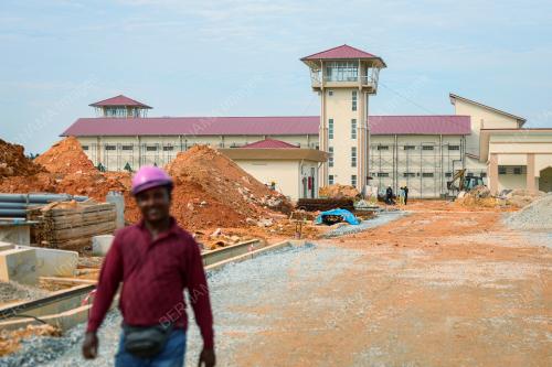 TAPAK PROJEK PEMBINAAN DEPOT TAHANAN IMIGRESEN DAN KUARTERS