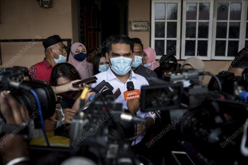 DR MOHD RADZI MD JIDIN