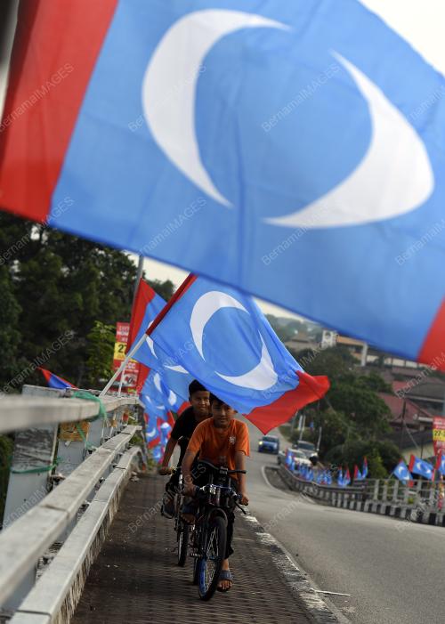 PRK01_28072018_BENDERA_PKR