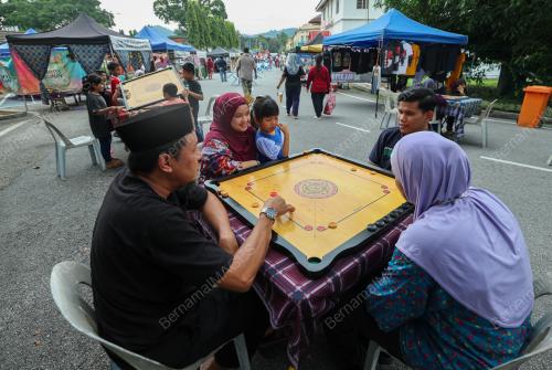 TEMASYA JALANAN KUALA KUBU BHARU