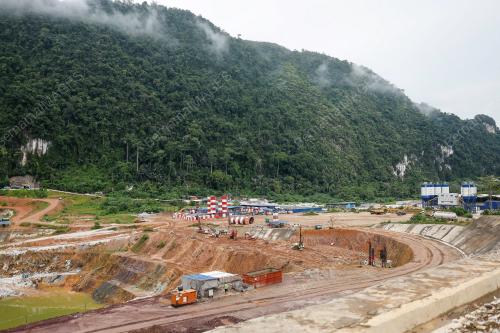HIDROELEKTRIK NENGGIRI