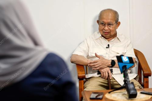 TAN SRI TENGKU RAZALEIGH HAMZAH