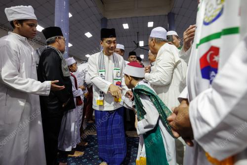 DATUK ONN HAFIZ GHAZI