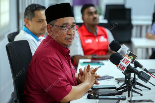 DR JOOHARI ARIFFIN