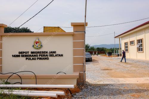 TAPAK PROJEK PEMBINAAN DEPOT TAHANAN IMIGRESEN DAN KUARTERS