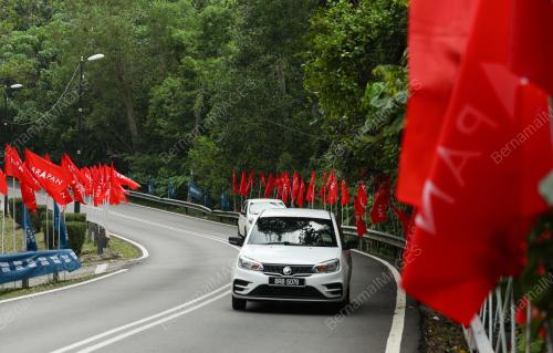 PERANG BENDERA PRK DUN KKB