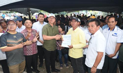 DATUK SERI WILFRED MADIUS TANGAU