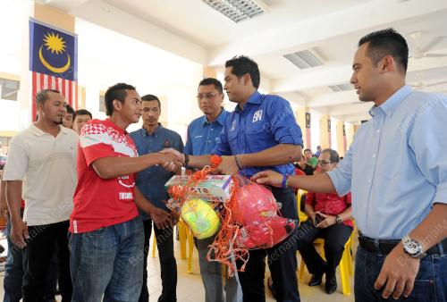 PRK03_16092014_PERALATAN