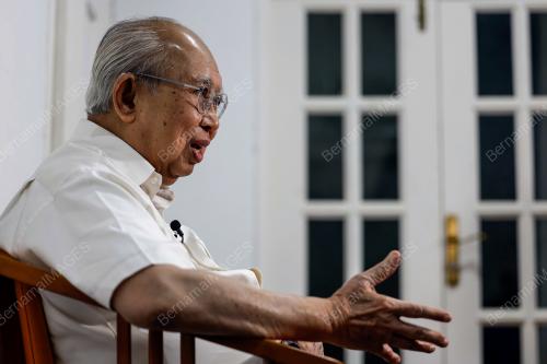 TAN SRI TENGKU RAZALEIGH HAMZAH