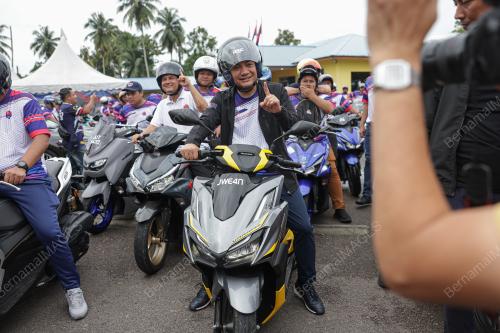 DATUK ONN HAFIZ GHAZI