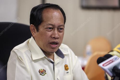 DATUK SERI AHMAD MASLAN