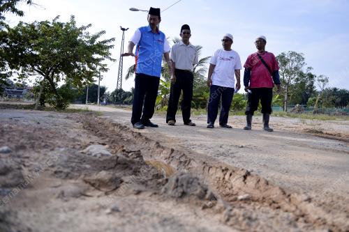 PRK04_27072018_PKR_TANAH_KUBUR