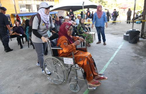 PRK PARLIMEN KIMANIS