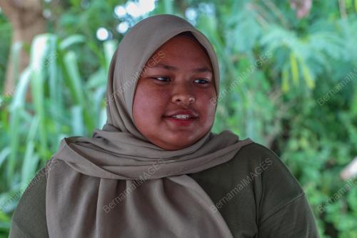AISHAH FARHANA AZIZ