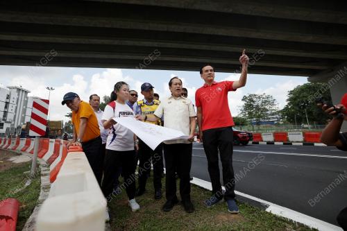 DATUK SERI AHMAD MASLAN