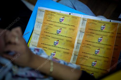 PERSIAPAN PETUGAS SPR ADI PUSAT PENJUMLAHAN RASMI UNDI