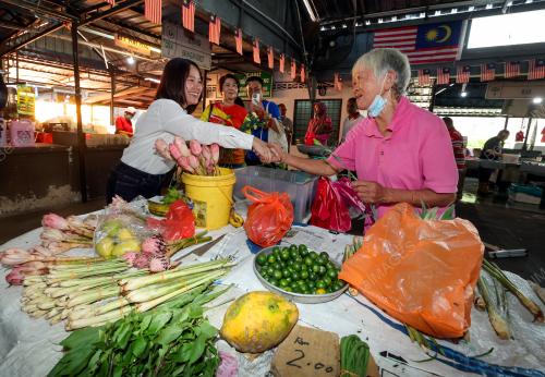 ADUN KKB PANG SOCK TAO RAMAH MESRA DI PASAR KKB