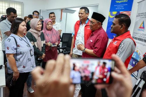 DR JOOHARI ARIFFIN