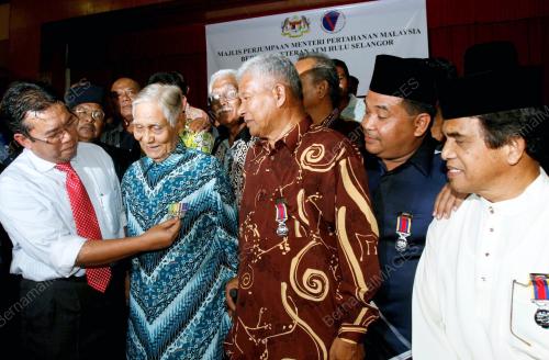 DR ABDUL LATIFF AHMAD