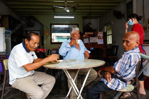 KOPITIAM ˜LEGEND' TAPAH ROAD