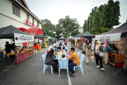 TEMASYA JALANAN KUALA KUBU BHARU