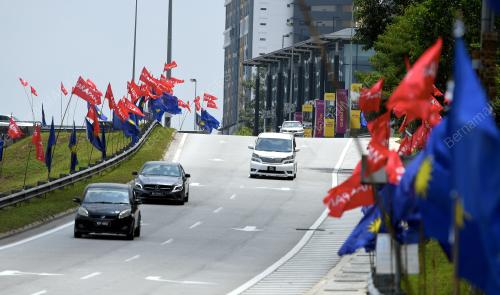 PRK08_29082018_TINJAUAN_BENDERA